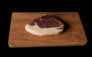 Jamon Jurassienne vom bunten «Distelschwein»
