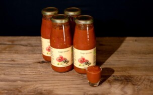 Sugo pronto mit Oliven und Kapern