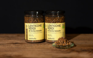 Gedämpfte «Piccole Verdi» Linsen im Glas