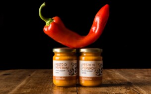 Pesto aus roten Peperoni