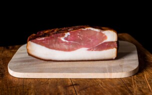 Rohschinken vom Hausschwein