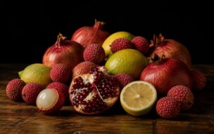 1kg Litschis, 1kg Granatäpfel & 2kg Zitronen