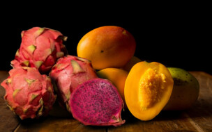 Frische Post: 2kg Mangos «Osteen» & 2kg Pitayas